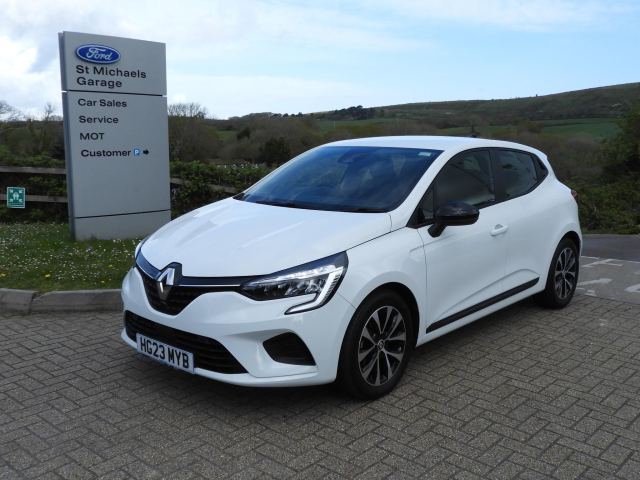 2023 (23) Renault Clio Evolution E-TECH Hybrid 145 Auto MY22